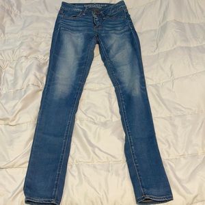American Eagle Women’s Junior Size 2 Jeggings
